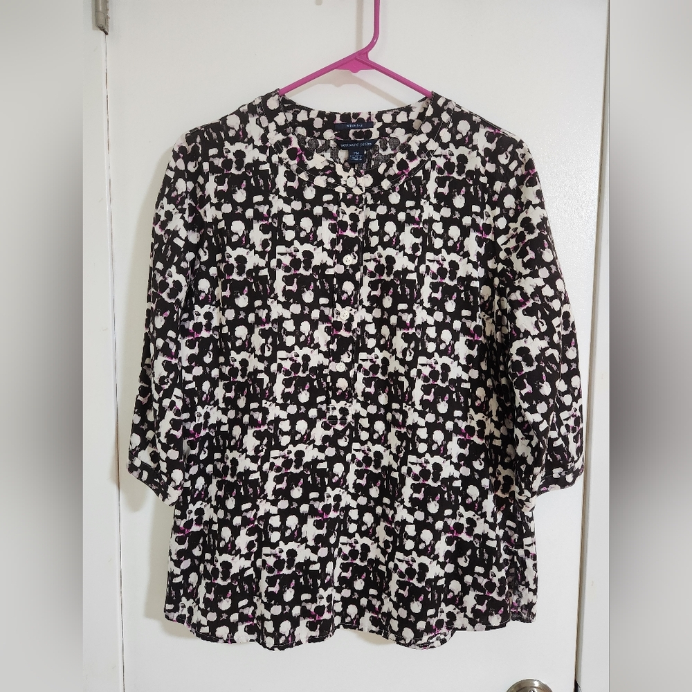 Westbound Petites Black, White & Purple Abstract Button-Front Blouse